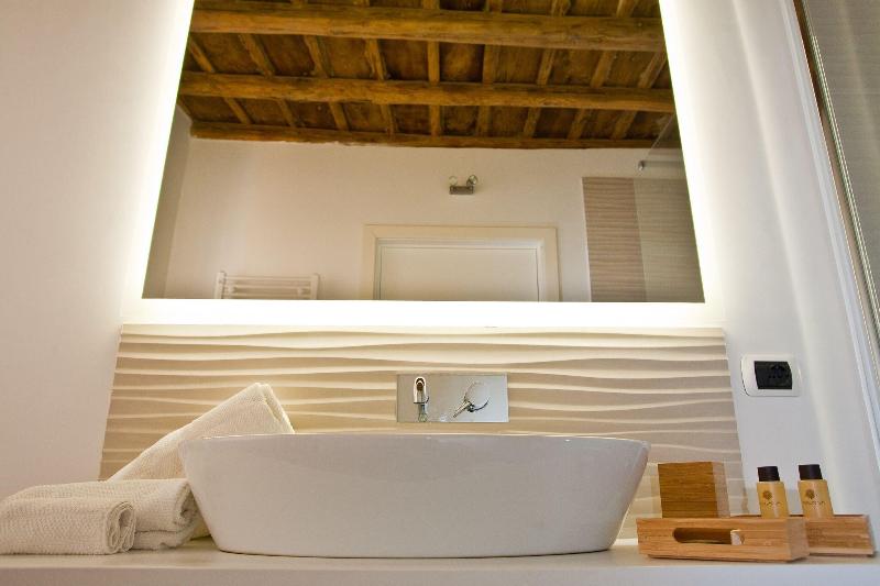 Pokój Standard, Crowne Plaza Resort Saipan