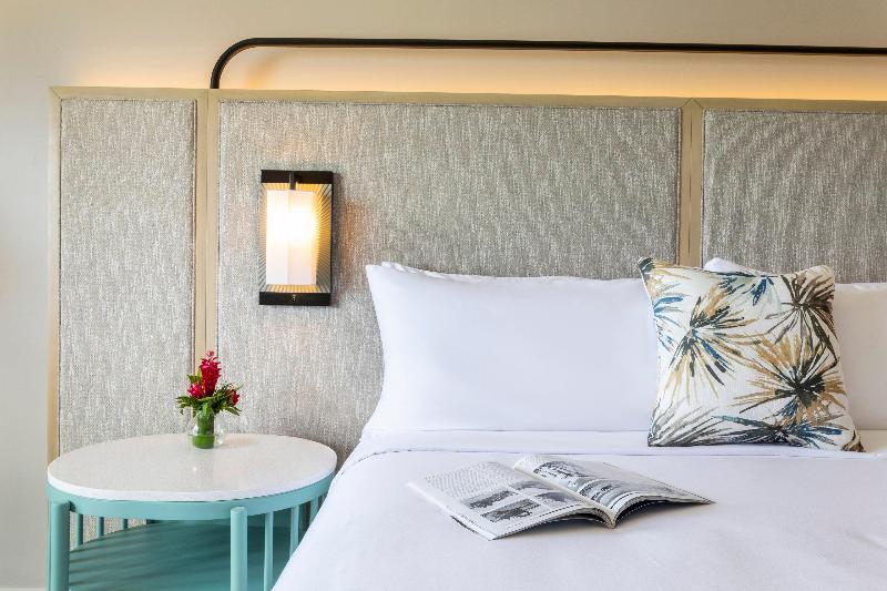 اتاق پرمیوم, Crowne Plaza Resort Saipan