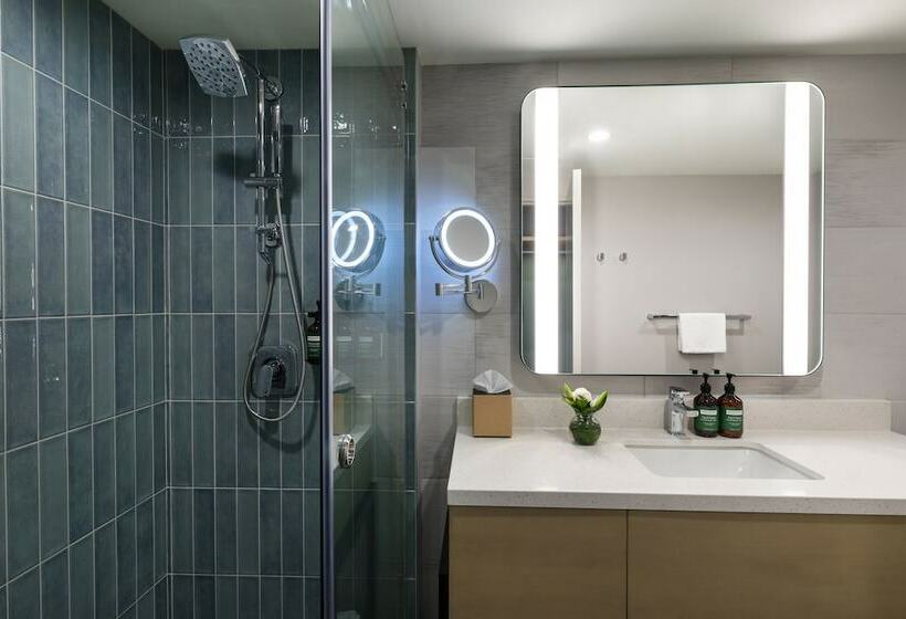 Pokój Standard 2 Łóżka Małżeńskie, Crowne Plaza Resort Saipan