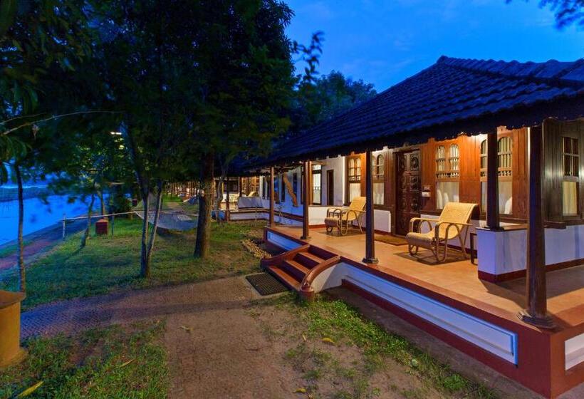 וילה עם חדר שינה אחד ובריכת שחיה, Coconut Lagoon Kumarakom  A Cgh Earth Experience