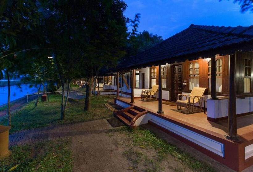 וילה עם חדר שינה אחד ובריכת שחיה, Coconut Lagoon Kumarakom  A Cgh Earth Experience