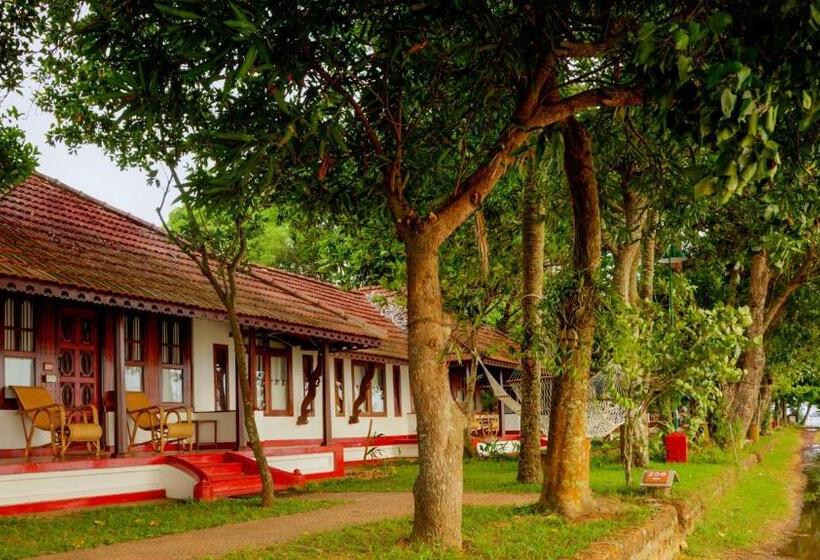 וילה עם חדר שינה אחד ובריכת שחיה, Coconut Lagoon Kumarakom  A Cgh Earth Experience