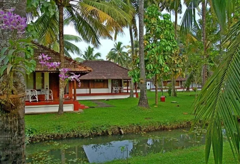 スタンダードバンガロー, Coconut Lagoon Kumarakom  A Cgh Earth Experience