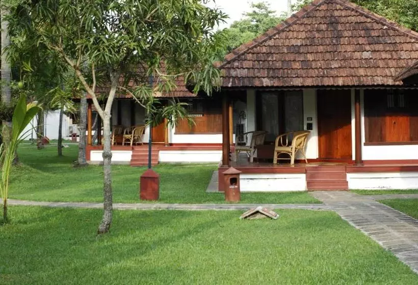 スタンダードバンガロー, Coconut Lagoon Kumarakom  A Cgh Earth Experience