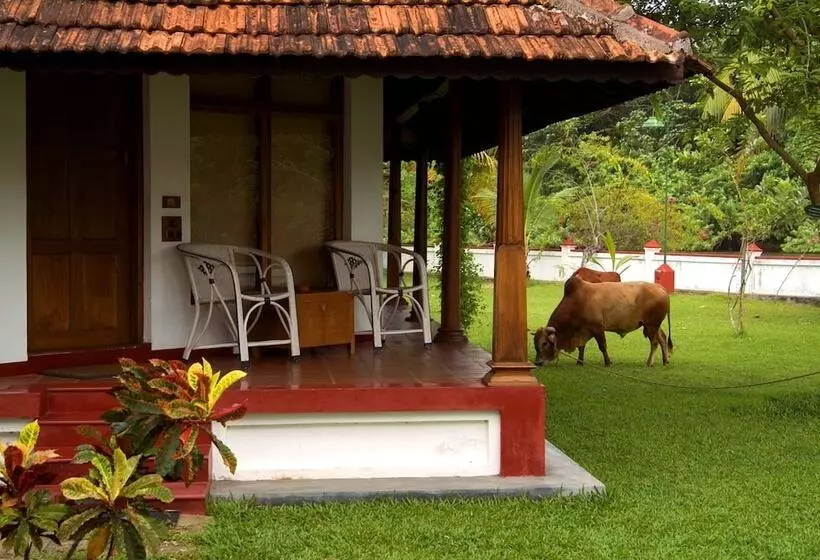 スタンダードバンガロー, Coconut Lagoon Kumarakom  A Cgh Earth Experience