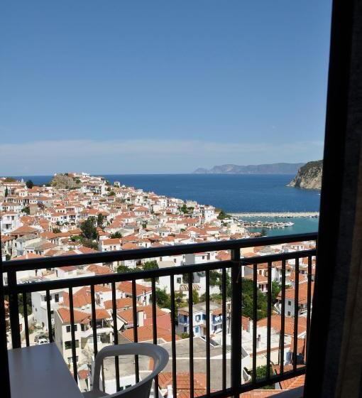 اتاق استاندارد با چشمانداز دریا, Denise