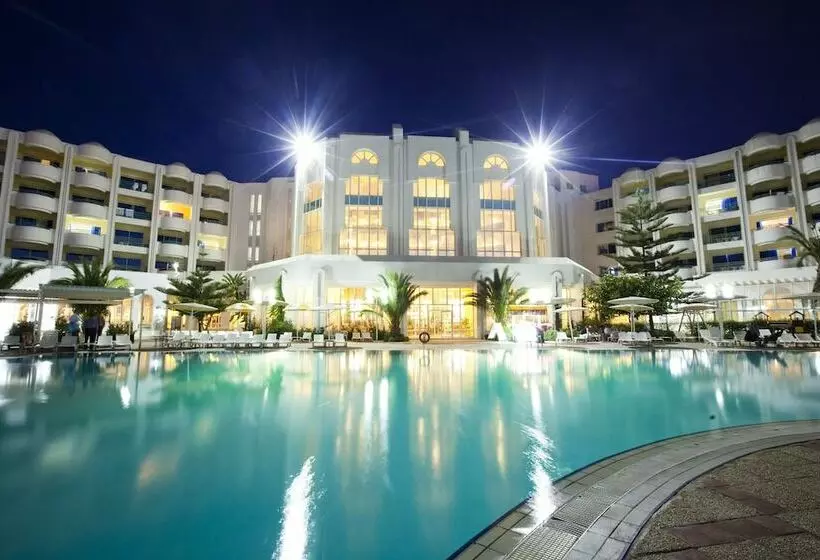 スタンダードトリプルルーム, El Mouradi El Menzah