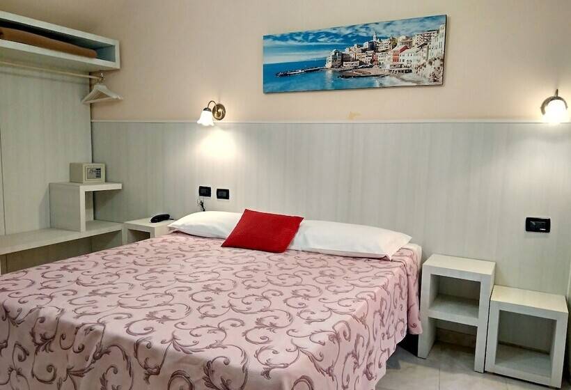 Standard Szoba, Galata