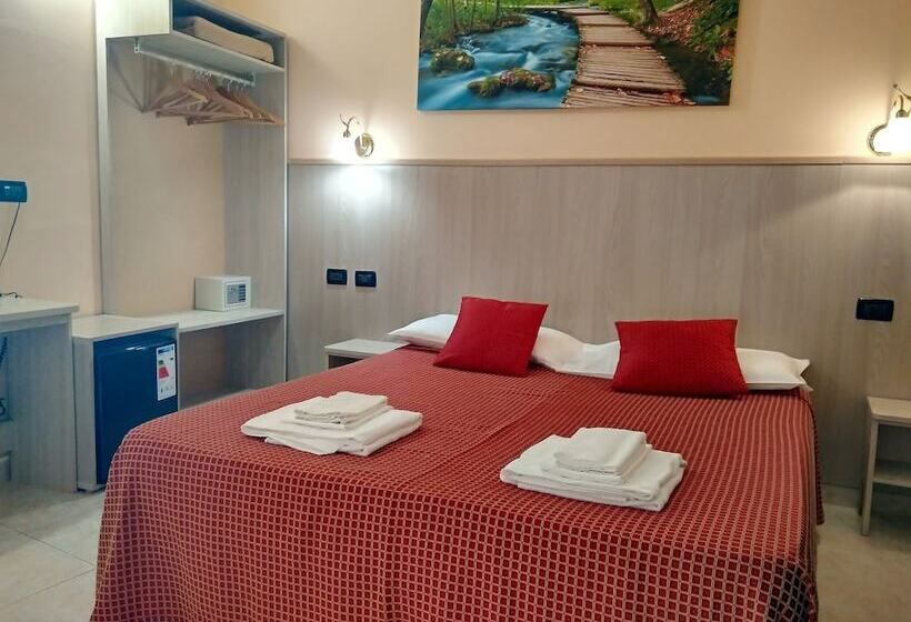 Standard Szoba, Galata