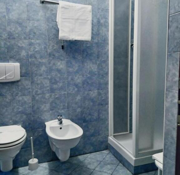 Standard Egyágyas Szoba, Galata