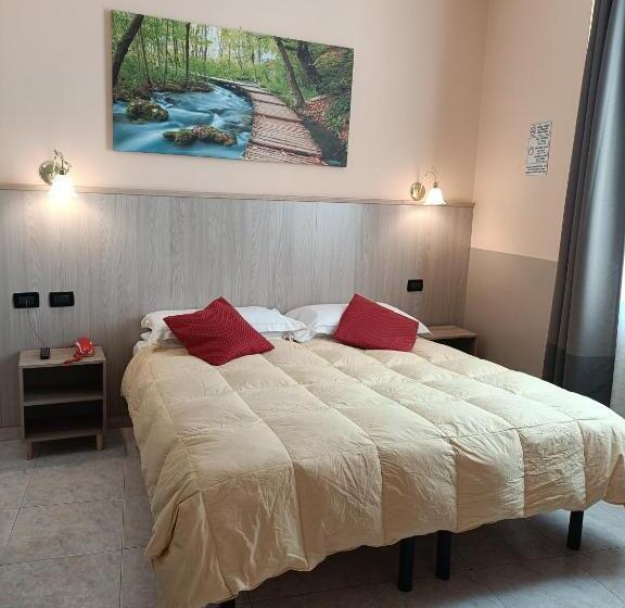 Standard Szoba, Galata