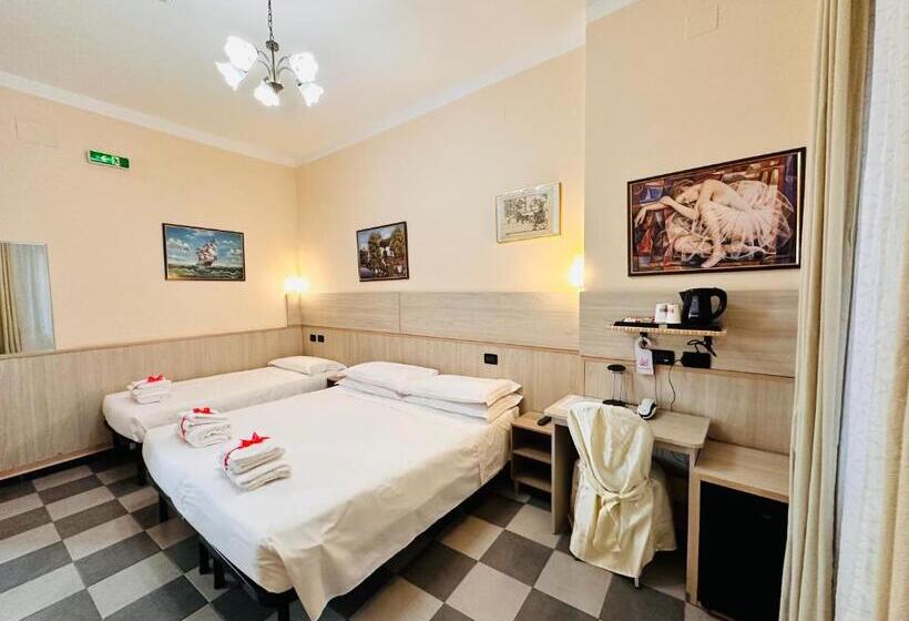 Háromágyas Standard Szoba, Galata