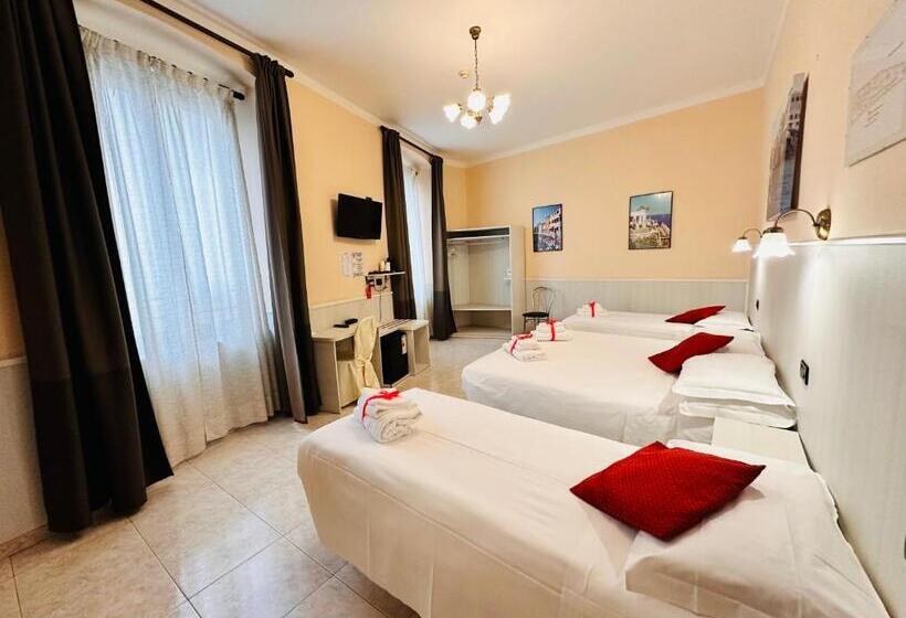 Négyágyas Standard Szoba, Galata