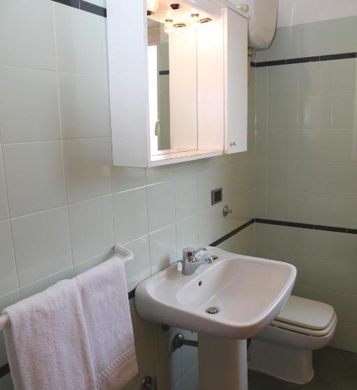 شقة غرفة واحدة مطلة على البحر, La Contessa