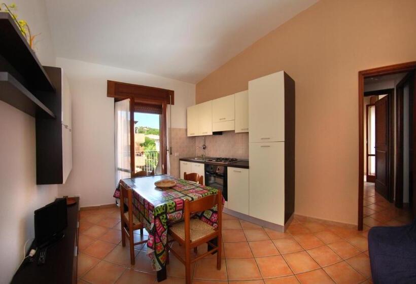 شقة غرفتين, La Contessa