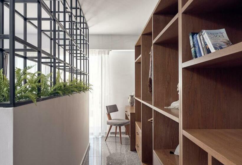 סוויטה, Letsos