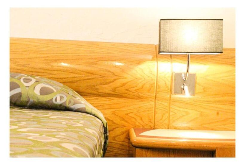 سوییت, Mandarin Carton