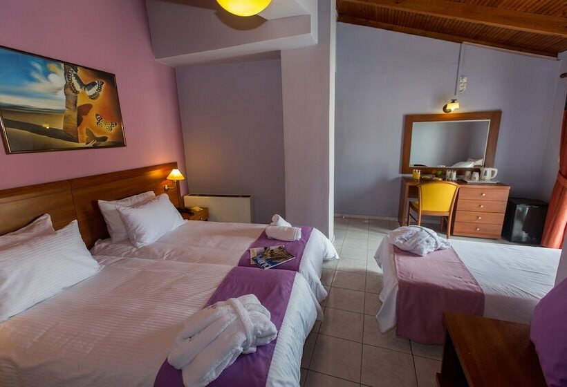 스탠다드 트리플 룸, Mirabel Citycenter