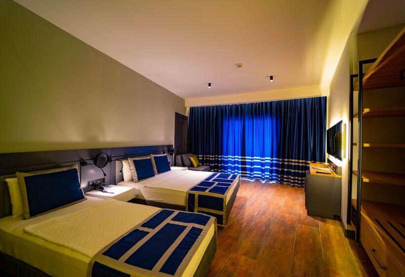 Номер Стандарт Вид на Море, Noxinn Deluxe Hotel   All Inclusive