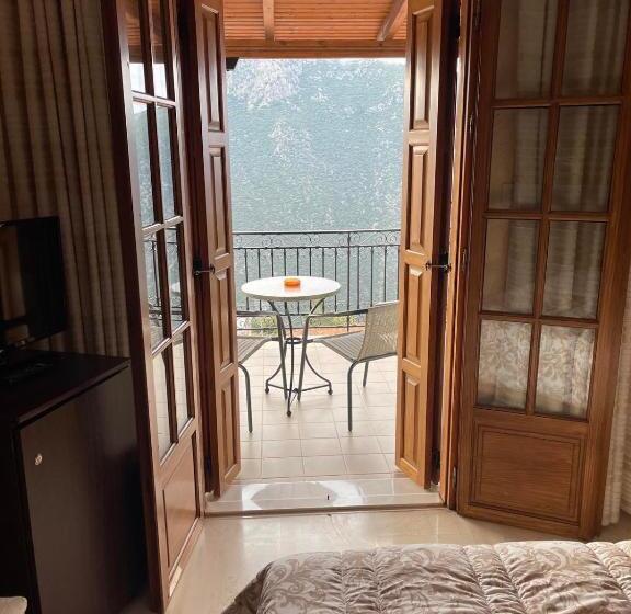 带海景的标准房, Olympic