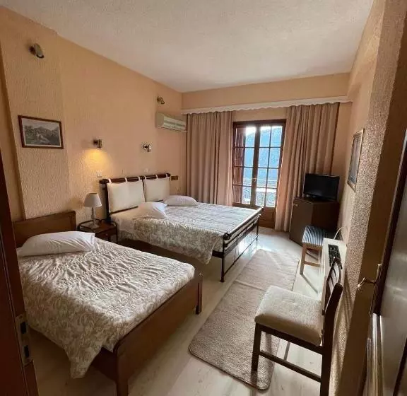Chambre Triple Standard Vue Mer, Olympic