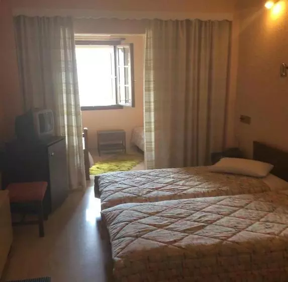 Chambre Familiale Vue Montagne, Olympic