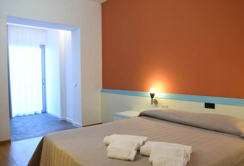 标准间带露台, Orri