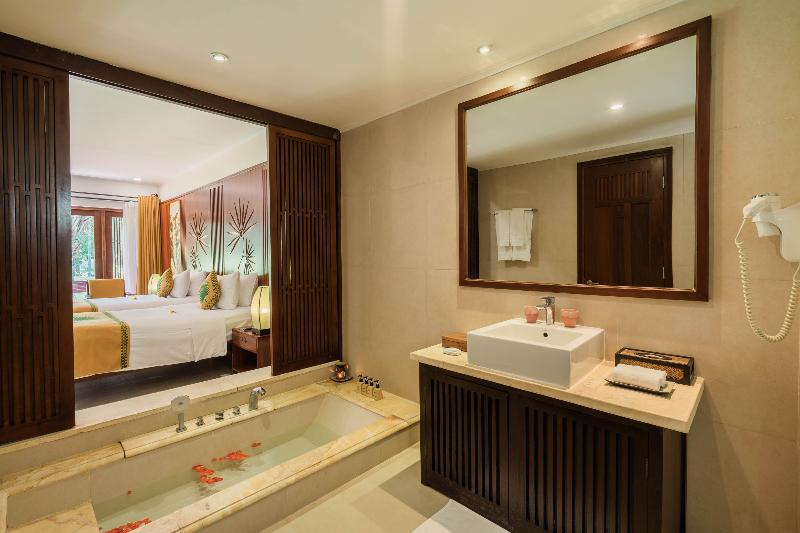 اتاق لوکس با چشمانداز باغ, Palm Garden Beach Resort & Spa