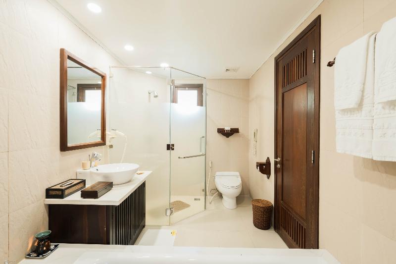 اتاق لوکس با چشمانداز باغ, Palm Garden Beach Resort & Spa