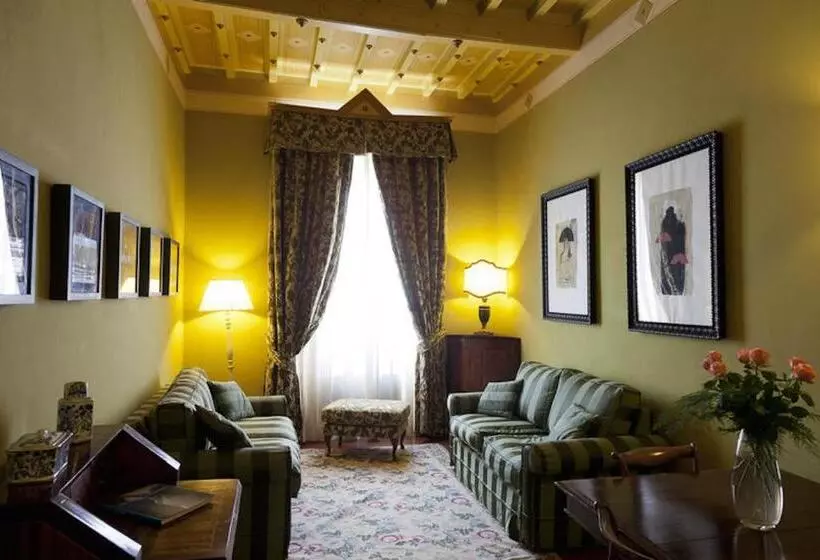 デラックススイート, Residenza Palazzo Visdomini