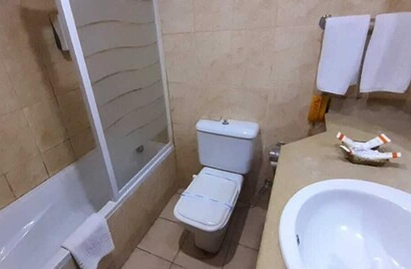 اتاق استاندارد یک نفره, Sharm Holiday Resort