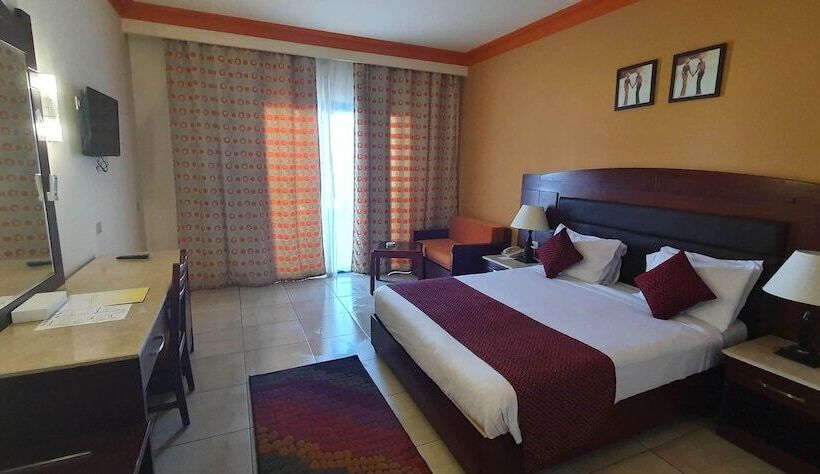 اتاق استاندارد یک نفره, Sharm Holiday Resort
