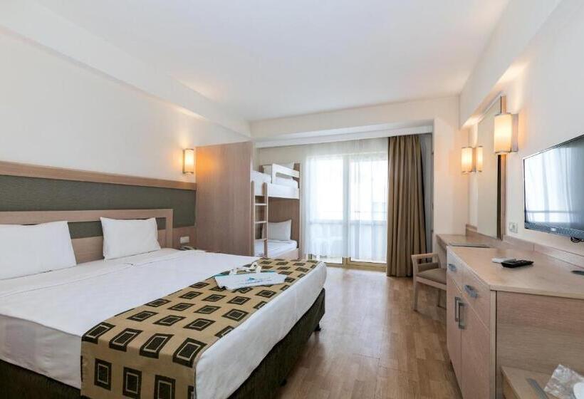 Family Room, Side Breeze