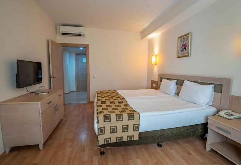 Standard Room, Side Breeze