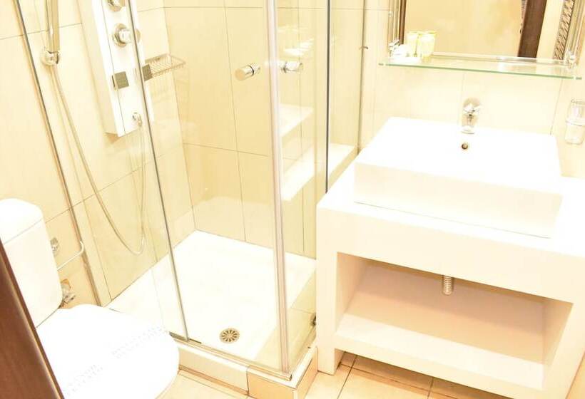 اتاق استاندارد با چشمانداز دریا, The Manessi City Boutique