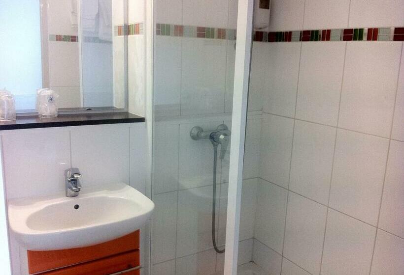 スタンダードルーム, The Originals City, Hôtel Alizéa, Le Mans Nord