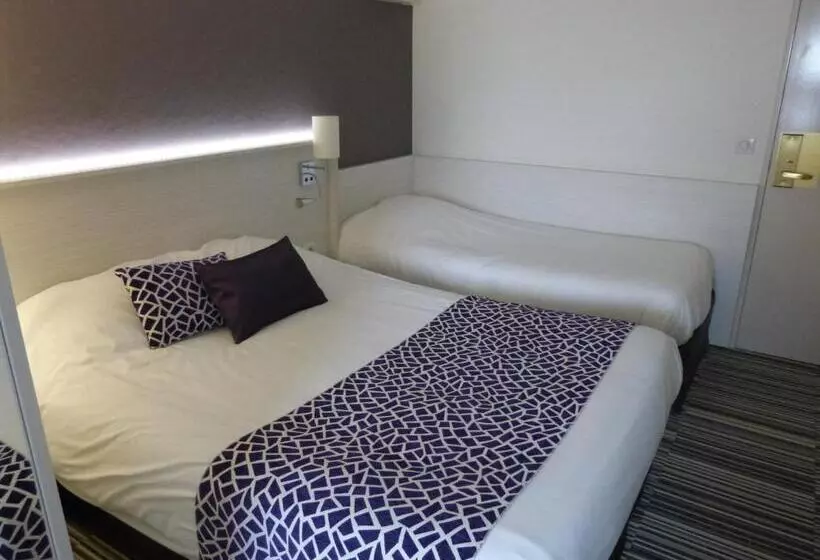 اتاق راحتی سه تخته, The Originals City, Hôtel Alizéa, Le Mans Nord