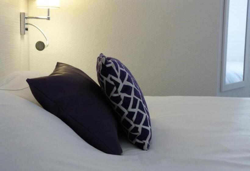 スーペリアトリプルルーム, The Originals City, Hôtel Alizéa, Le Mans Nord