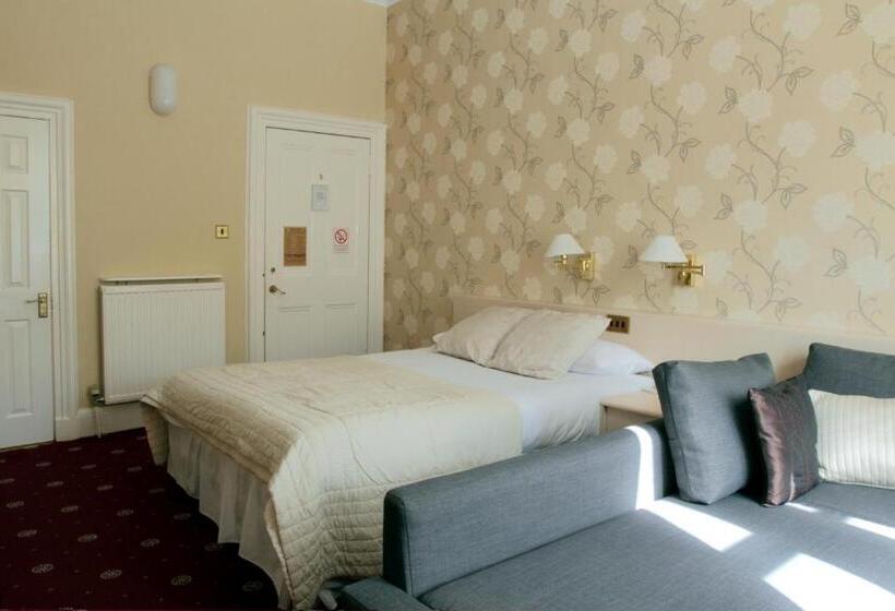 חדר סטנדרט לארבעה, Thistle