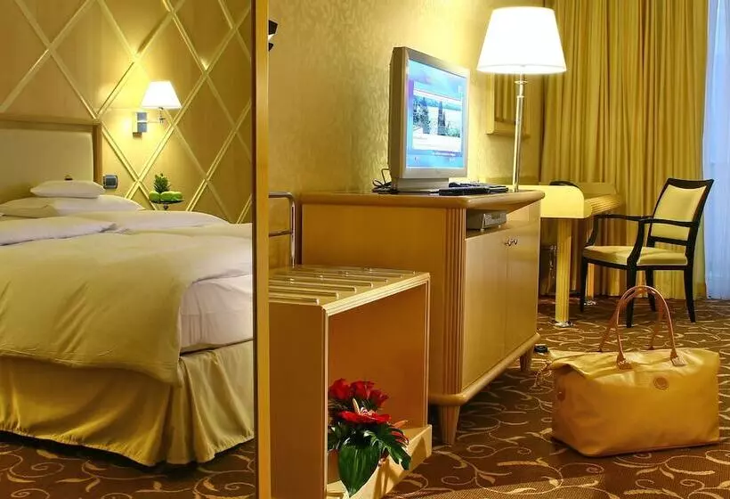 اتاق سوپریور با چشم‌انداز دریا و بالکن, Splendid Conference & Spa Resort