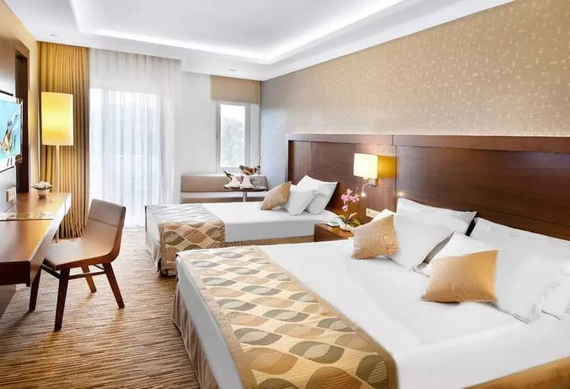 اتاق استاندارد با چشم‌انداز دریا, Belconti Resort