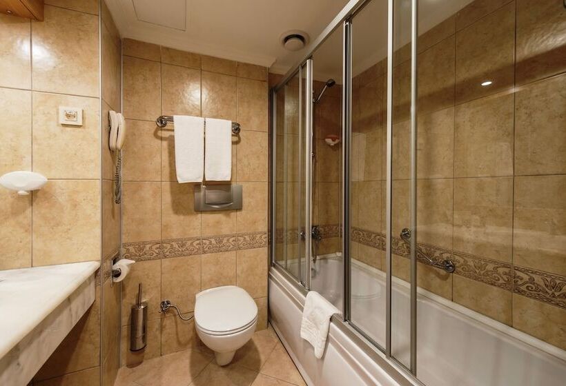 غرفة قياسية مطلّة علي الحديقة, Belconti Resort