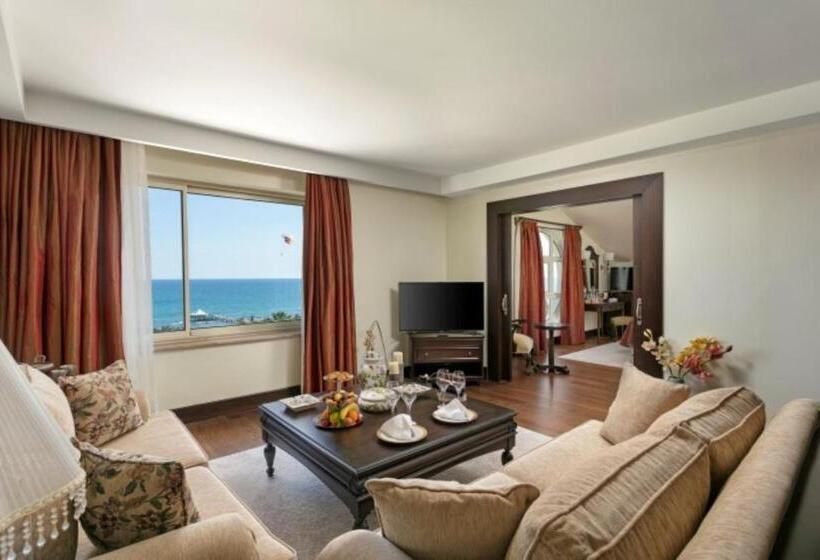 سوییت, Dobedan Beach Resort Comfort