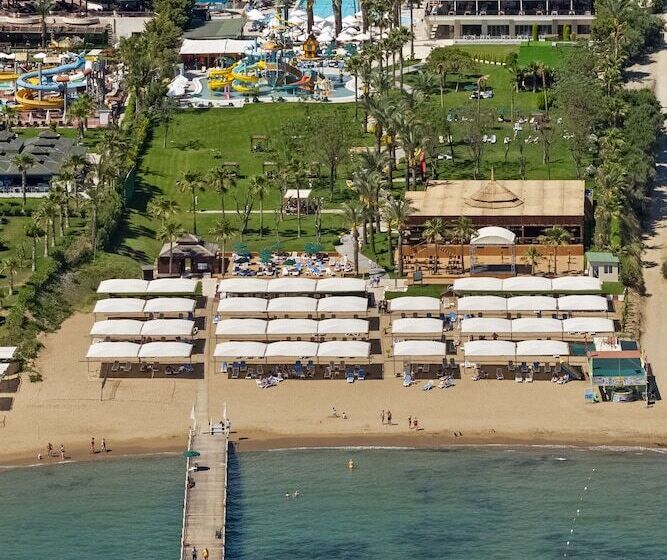 اتاق خانوادگی, Dobedan Beach Resort Comfort