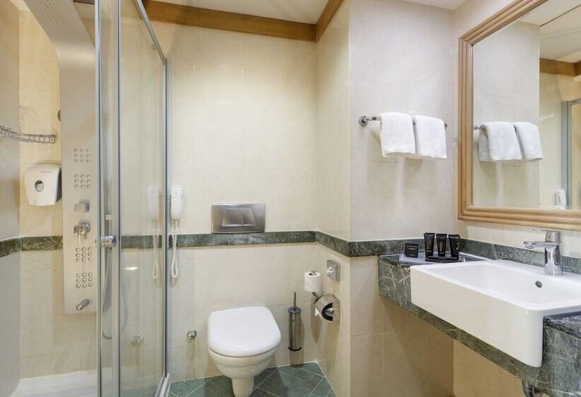 اتاق خانوادگی, Dobedan Beach Resort Comfort