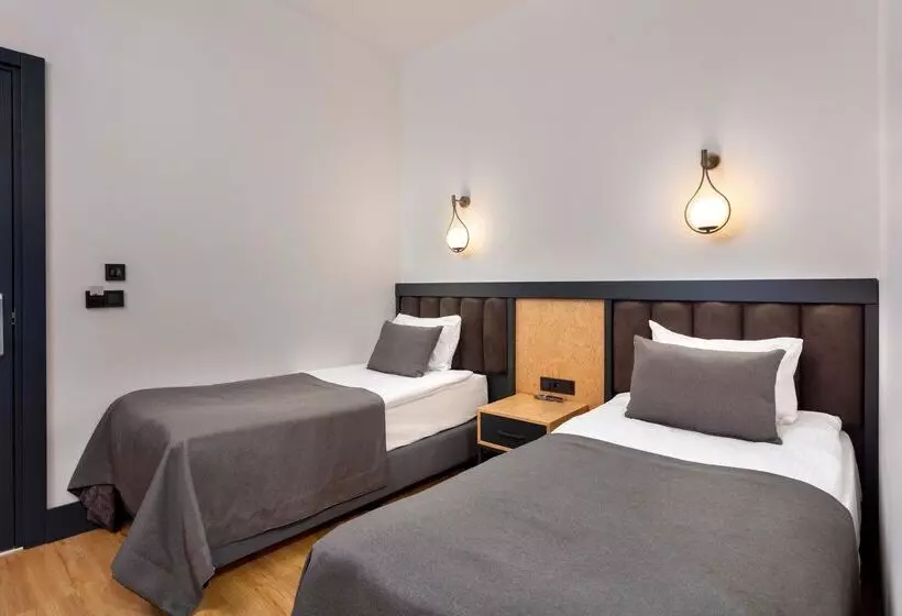 اتاق خانوادگی با چشم‌انداز جانبی دریا, Dobedan Beach Resort Comfort