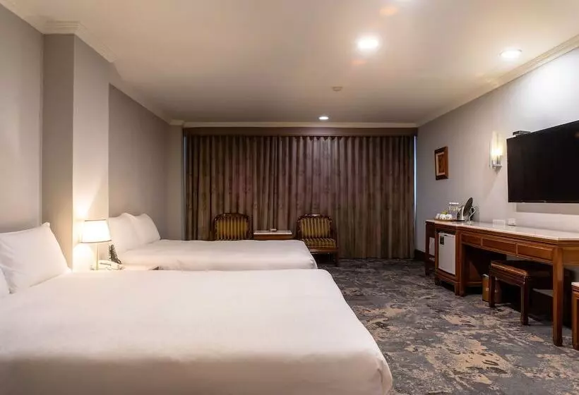 スタンダード４人部屋, Chiayi King