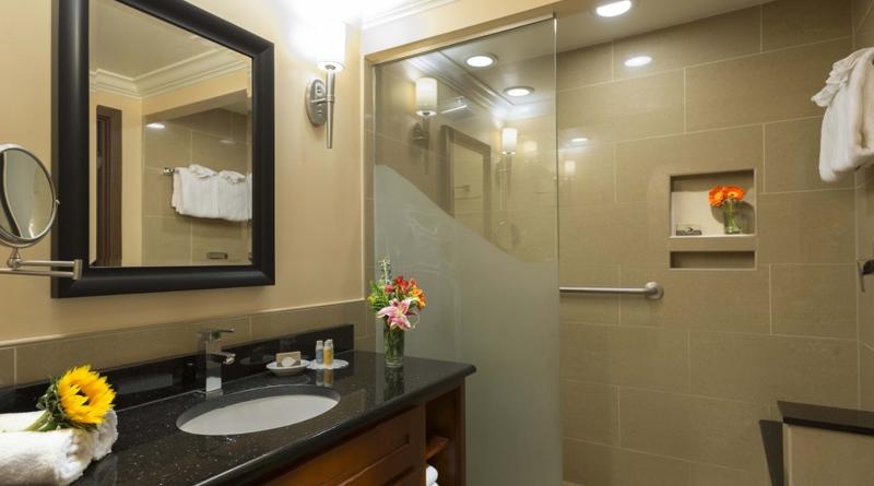 스탠다드 스튜디오, Divi Village Golf and Beach Resort