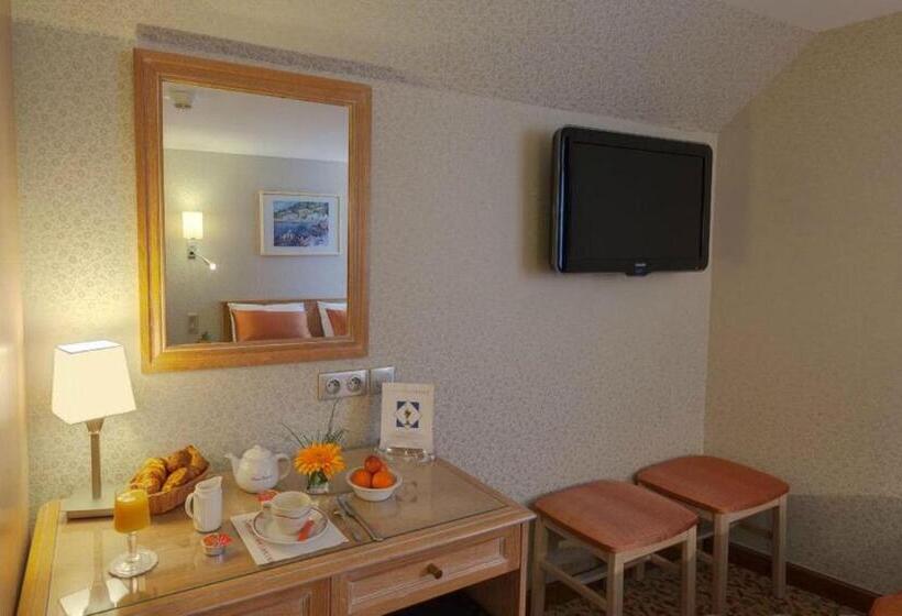 オーシャンビュースタンダードルーム, La Croix Blanche