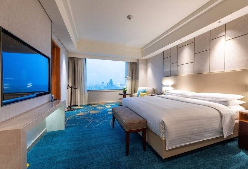 Люкс Клуб, Renaissance Suzhou